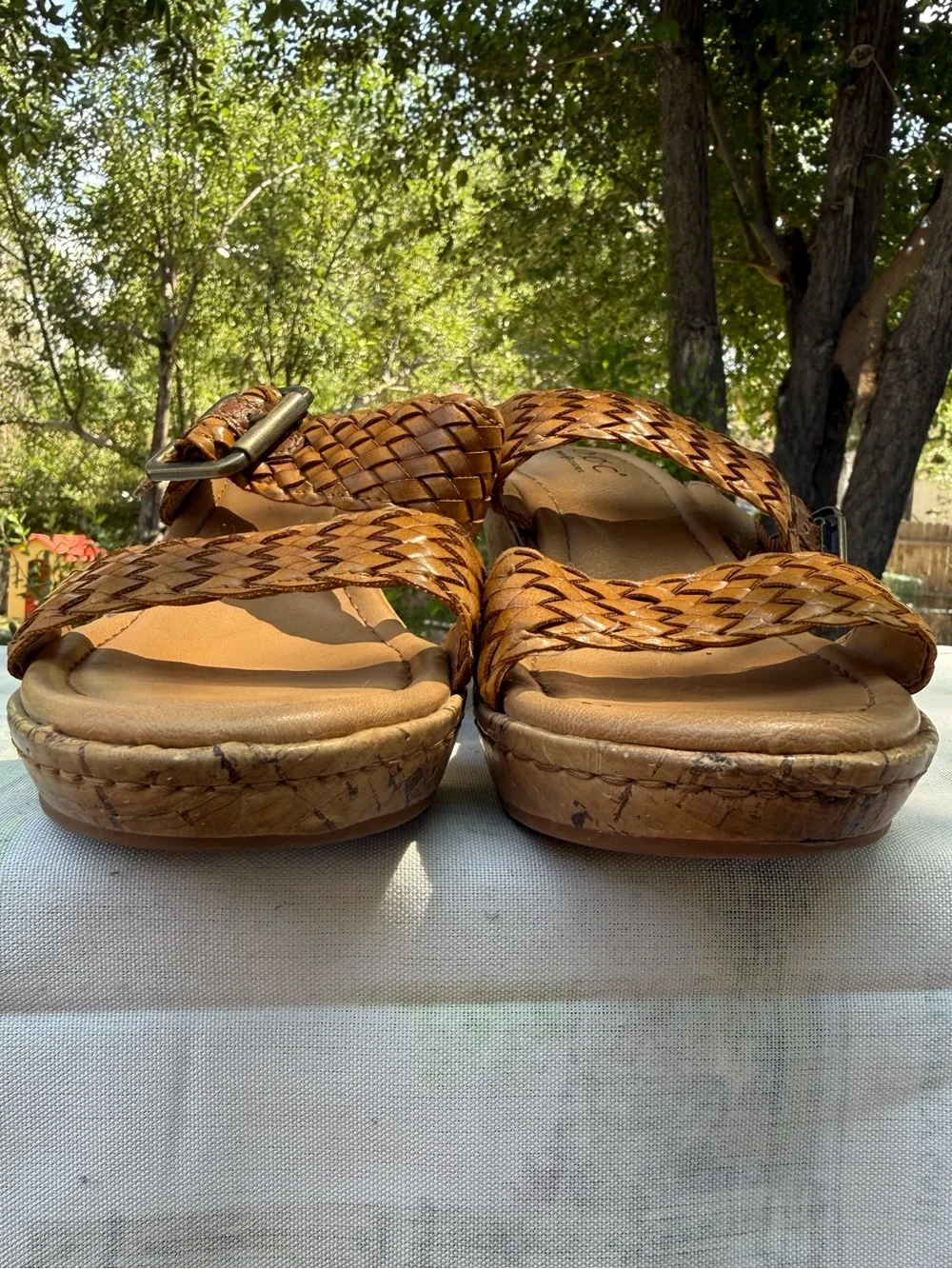 Born b.o.c. tan leather wedge sandals